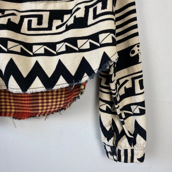 Urban‎ Outfitters Tripped Up Button Up Shirt Mushroom Frayed Hem Festival Large - Picture 7 of 12